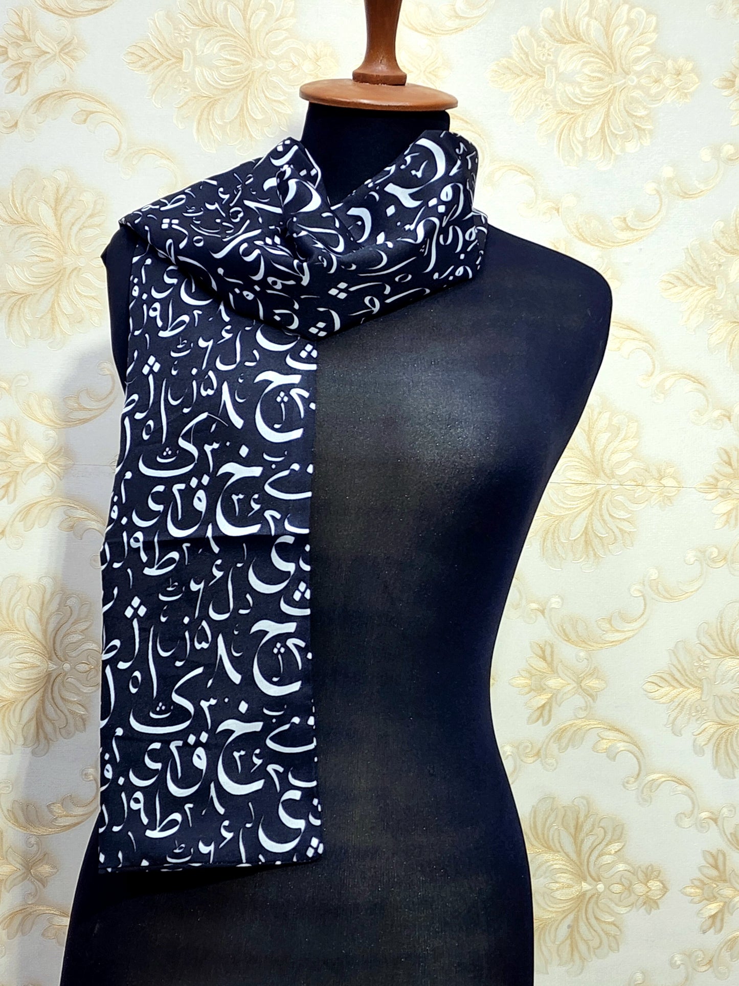 Arabic Calligraphy Scarf